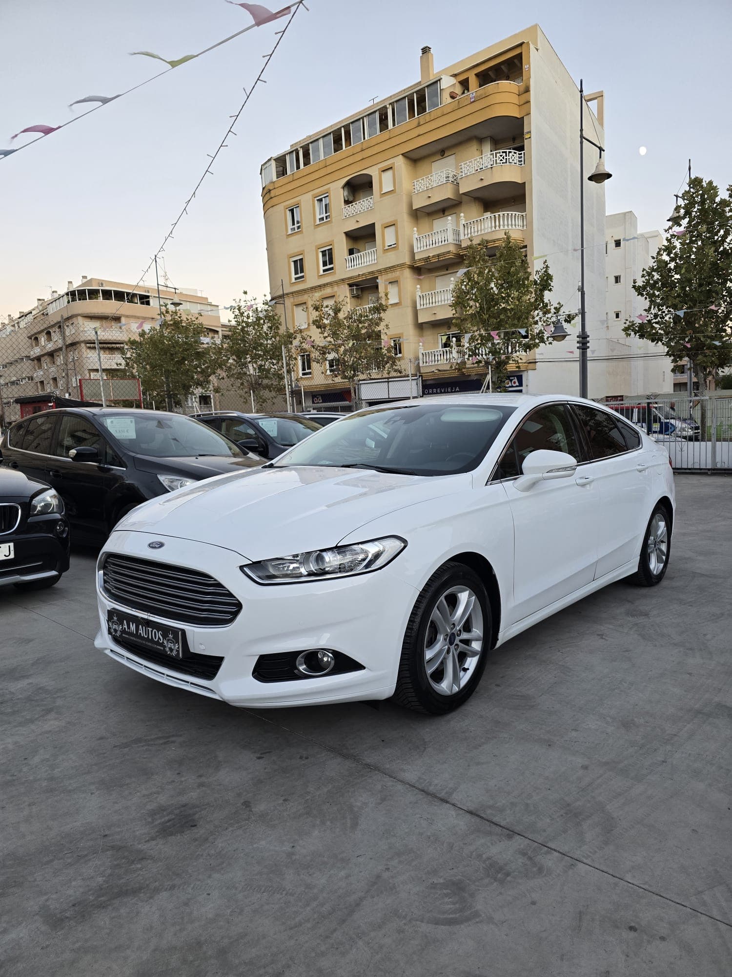 FORD MONDEO