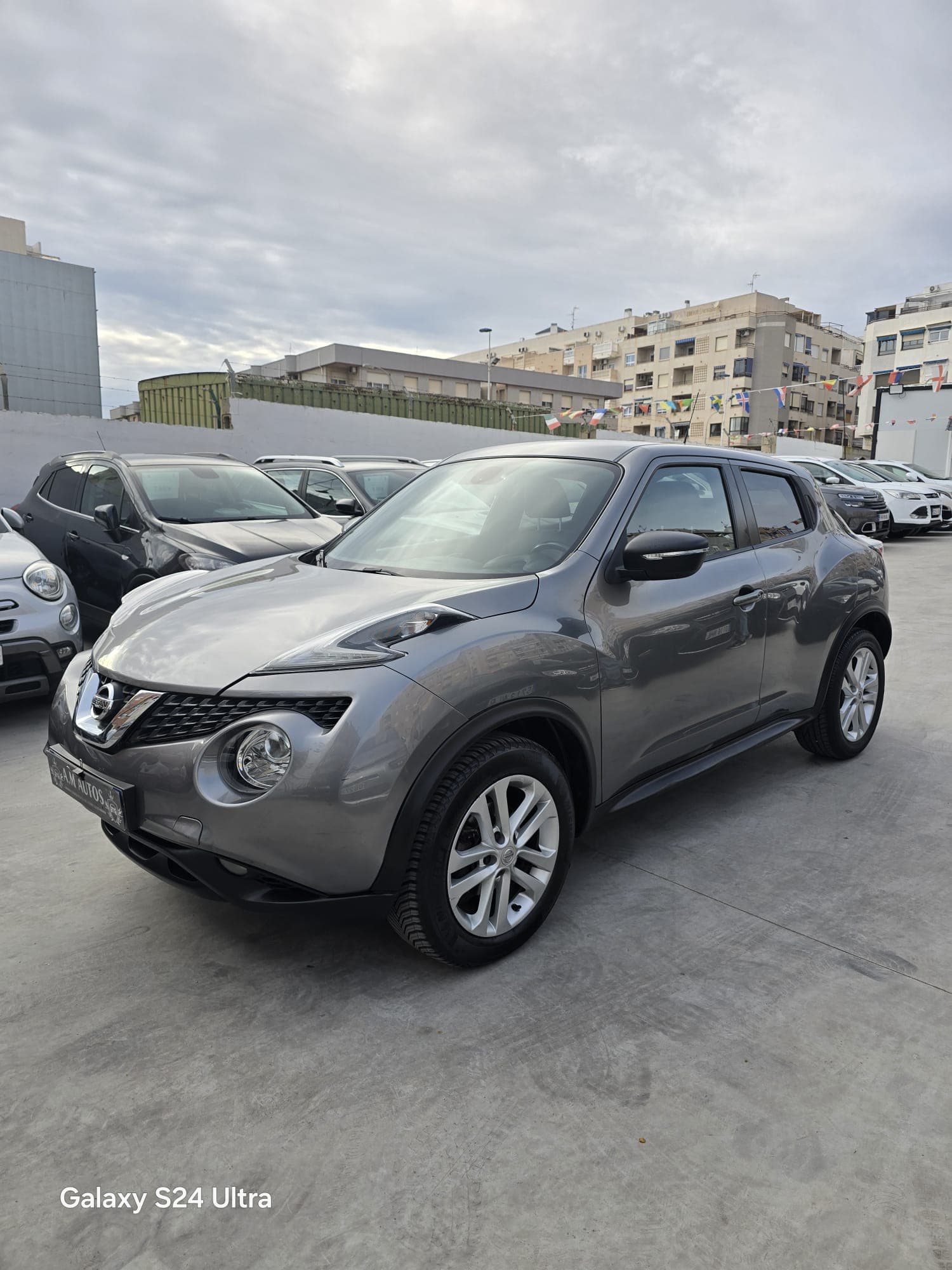NISSAN JUKE 2017